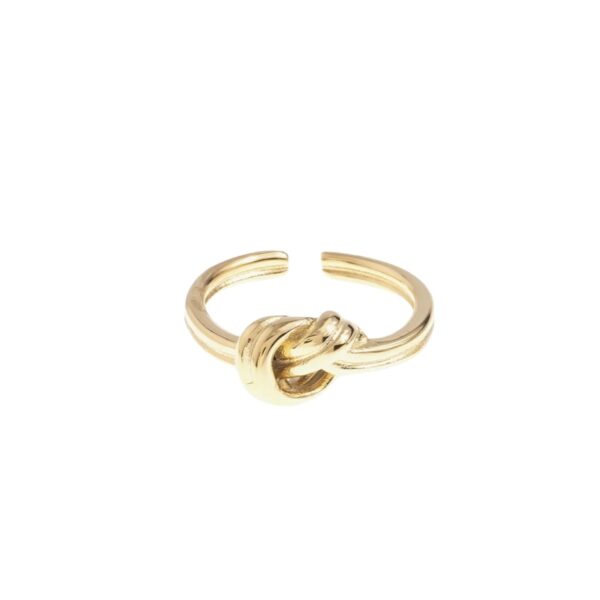 Knot Ring